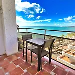 Skol 536 - Great One Bed Apartment With Wonderful Sea View.