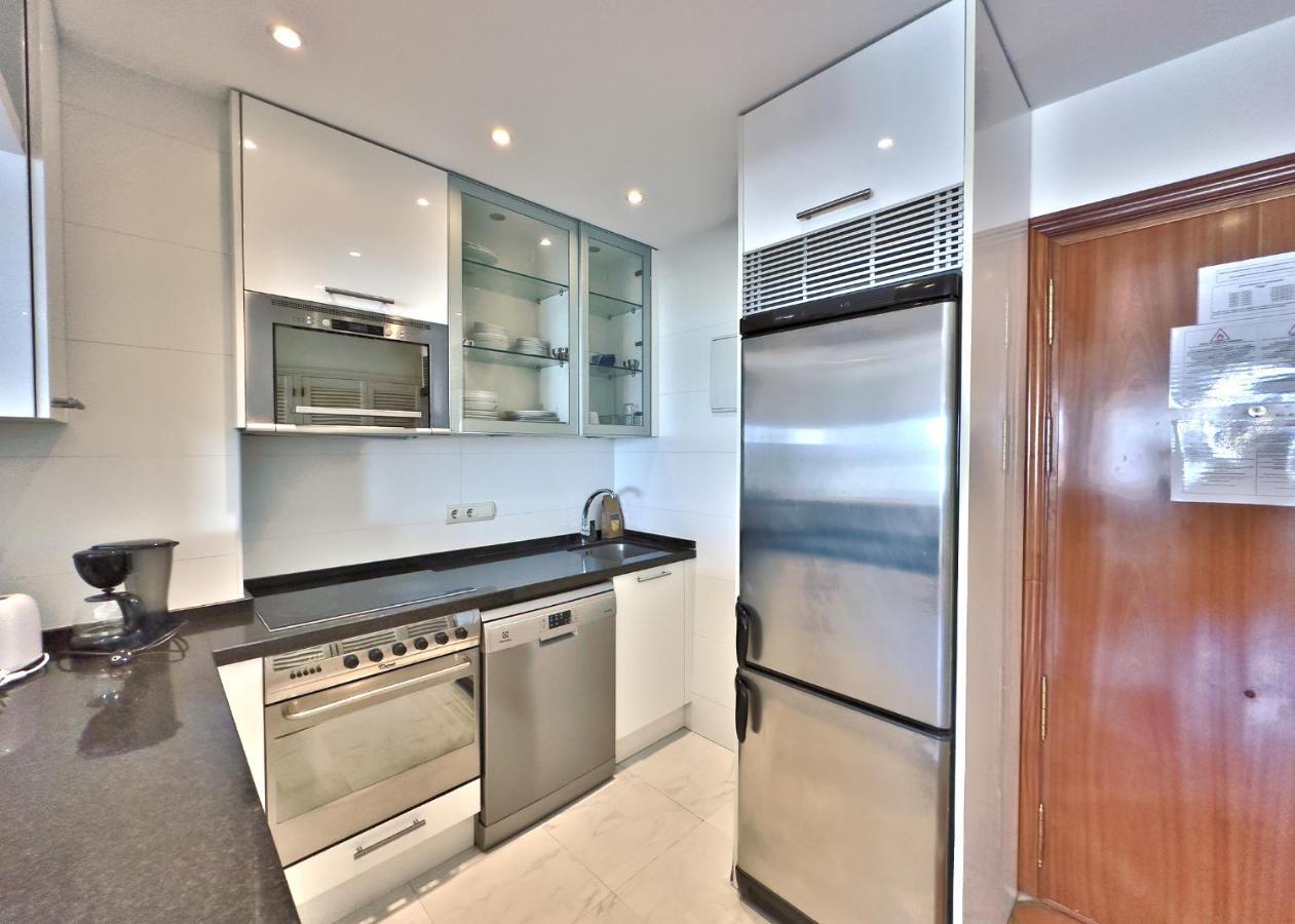Skol 536 - Great One Bed With Wonderful Sea View. Marbella