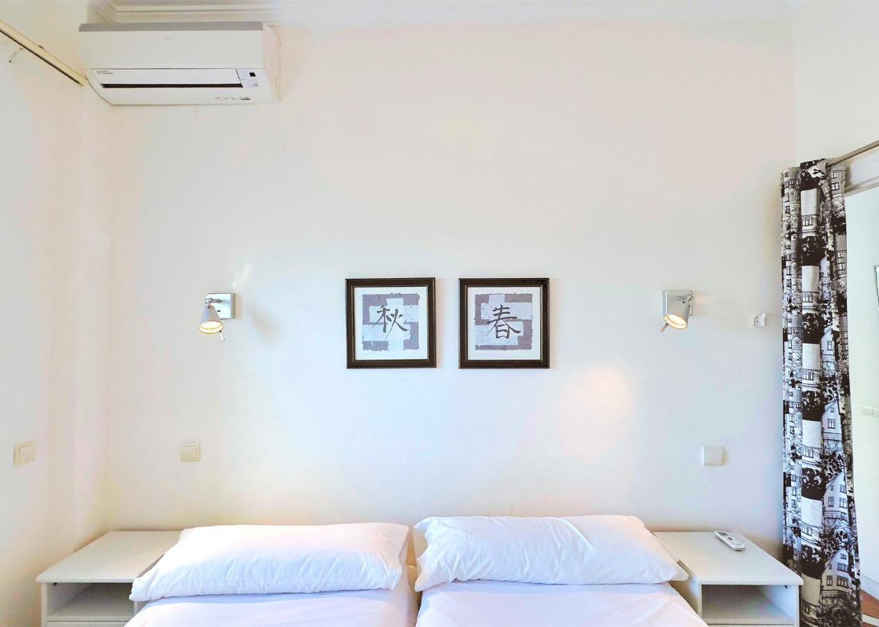 Skol 536 - Great One Bed With Wonderful Sea View.